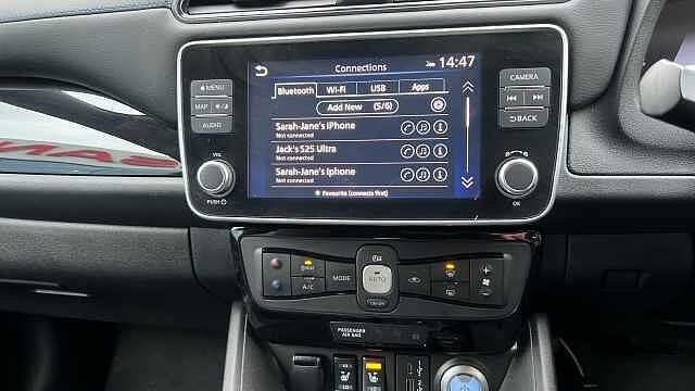 Nissan LEAF LEAF 110kW N-Connecta 40kWh 5dr Auto