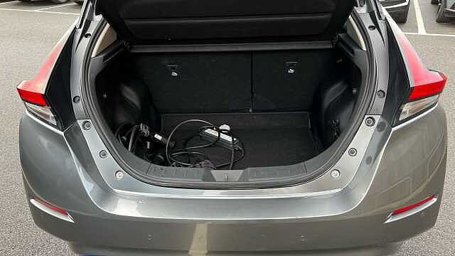 Nissan LEAF LEAF 110kW N-Connecta 40kWh 5dr Auto