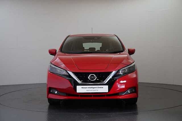 Nissan LEAF 40KW Acenta Auto with Intelligent Cruise Control and Rear View Camera