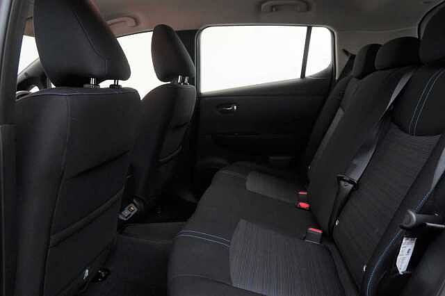 Nissan LEAF 40KW Acenta Auto with Intelligent Cruise Control and Rear View Camera