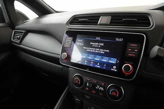 Nissan LEAF 40KW Acenta Auto with Intelligent Cruise Control and Rear View Camera