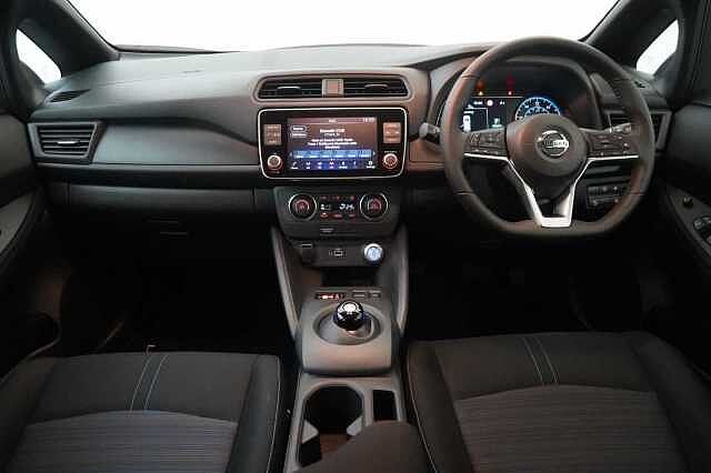 Nissan LEAF 40KW Acenta Auto with Intelligent Cruise Control and Rear View Camera