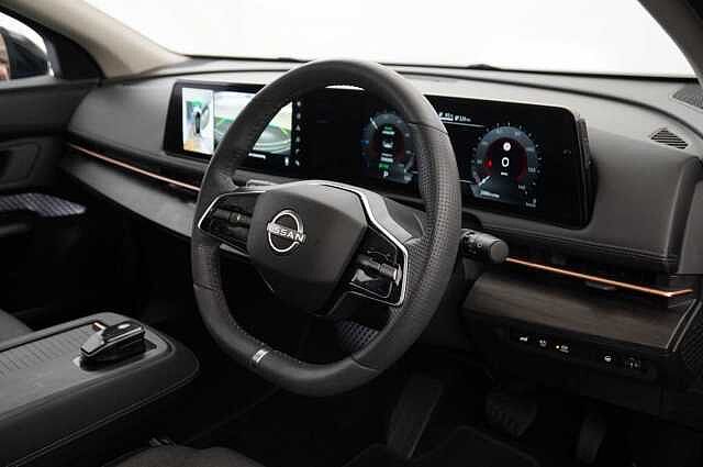Nissan ARIYA 63KW Advance Auto with 22KW Onboard Charger + Sat Nav and 360 View Cameras