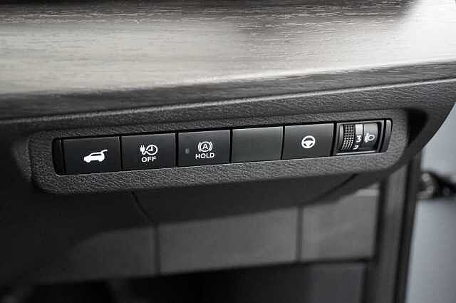 Nissan ARIYA 63KW Advance Auto with 22KW Onboard Charger + Sat Nav and 360 View Cameras