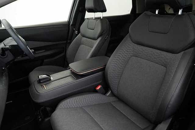 Nissan ARIYA 63KW Advance Auto with 22KW Onboard Charger + Sat Nav and 360 View Cameras