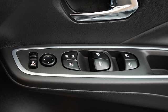 Nissan Micra 1.0 IG-T 100 Tekna with Vision+ Pack and Sports Interior Trim Upgrades