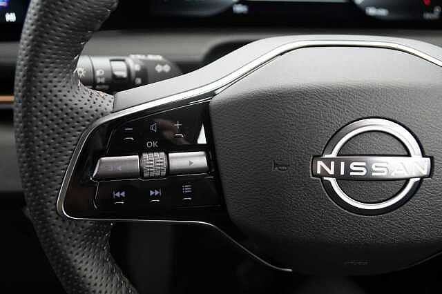 Nissan ARIYA 63KW Advance Auto with Sky Roof Pack Upgrade + Sat Nav and 360 Cameras