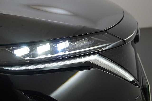 Nissan ARIYA 63KW Advance Auto with Sky Roof Pack Upgrade + Sat Nav and 360 Cameras