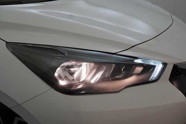 Nissan Micra 1.0 IG-T 92 Acenta with Air Con and Apple / Android Integration