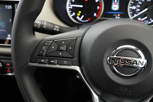 Nissan Micra 1.0 IG-T 92 Acenta with Air Con and Apple / Android Integration