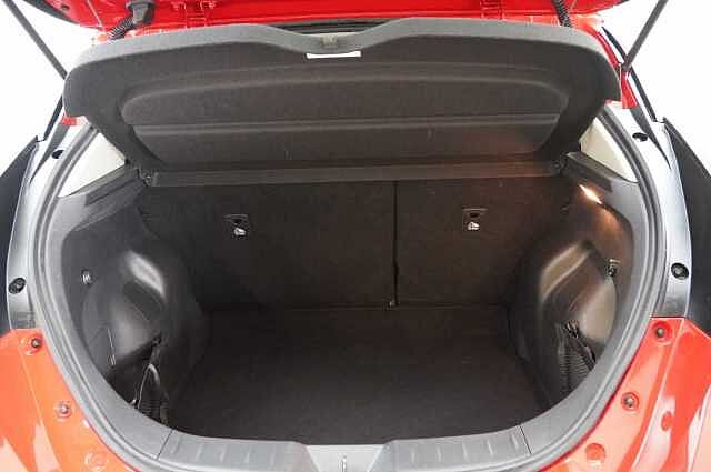 Nissan LEAF 40KW N-Connecta Auto with Sat Nav and 360 View Cameras