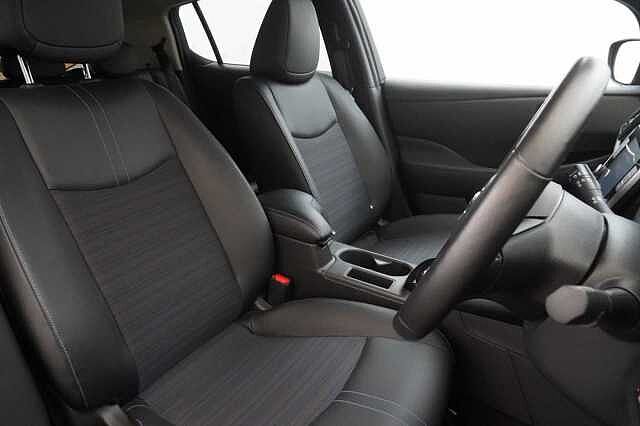 Nissan LEAF 40KW N-Connecta Auto with Sat Nav and 360 View Cameras