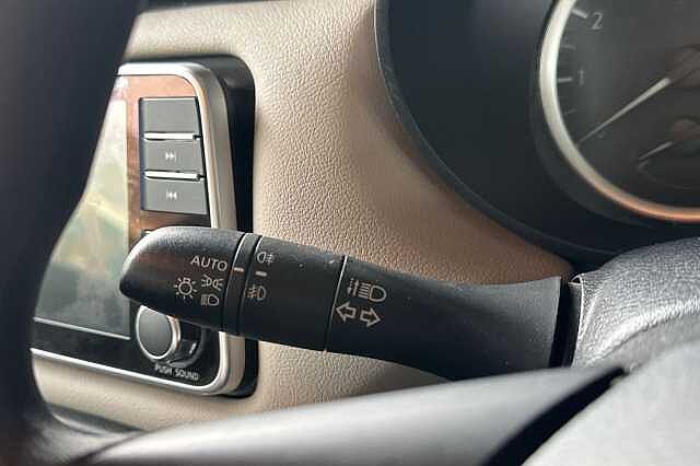 Nissan Micra 1.0 IG-T 92 Acenta 5dr