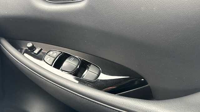 Nissan LEAF 110kW N-Connecta 40kWh 5dr Auto