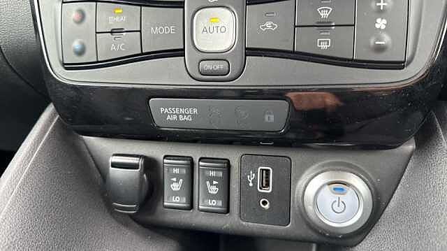 Nissan LEAF 110kW N-Connecta 40kWh 5dr Auto