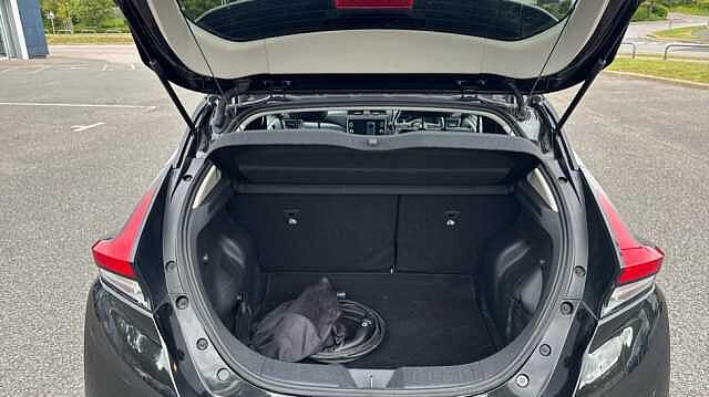 Nissan LEAF 110kW N-Connecta 40kWh 5dr Auto