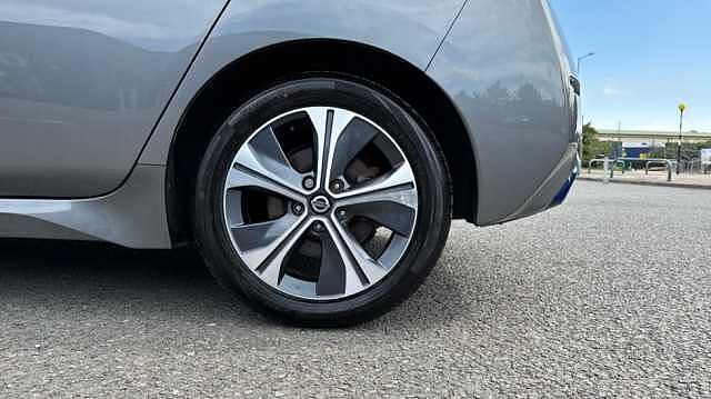 Nissan LEAF 110kW Tekna 40kWh 5dr Auto