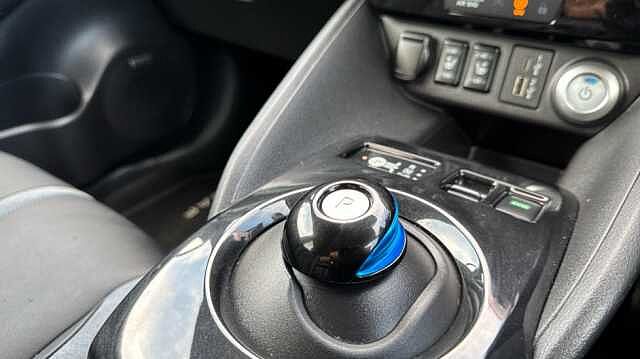 Nissan LEAF 110kW Tekna 40kWh 5dr Auto