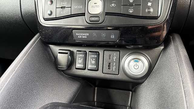 Nissan LEAF 110kW Tekna 40kWh 5dr Auto