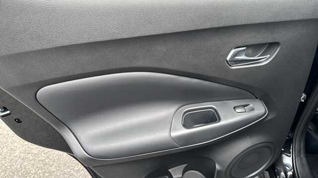 Nissan Juke 1.0 DiG-T Acenta Premium 5dr