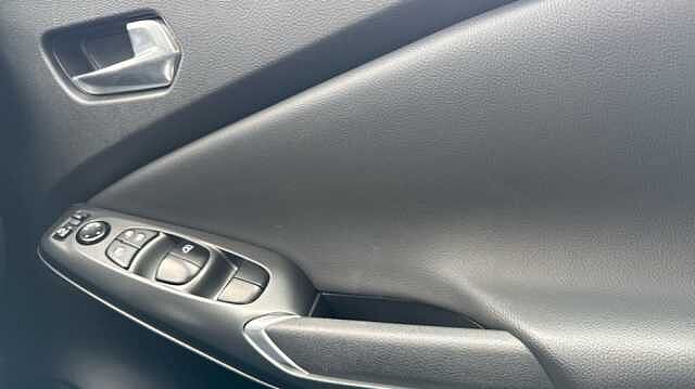 Nissan Juke 1.0 DiG-T Acenta Premium 5dr