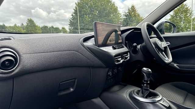 Nissan Juke 1.0 DiG-T Acenta Premium 5dr