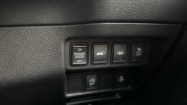 Nissan X-Trail X-TRAIL 1.6 dCi Tekna 5dr