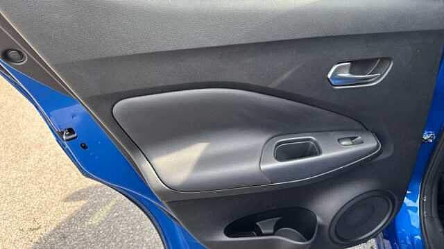 Nissan Juke JUKE 1.0 DiG-T 114 N-Connecta 5dr