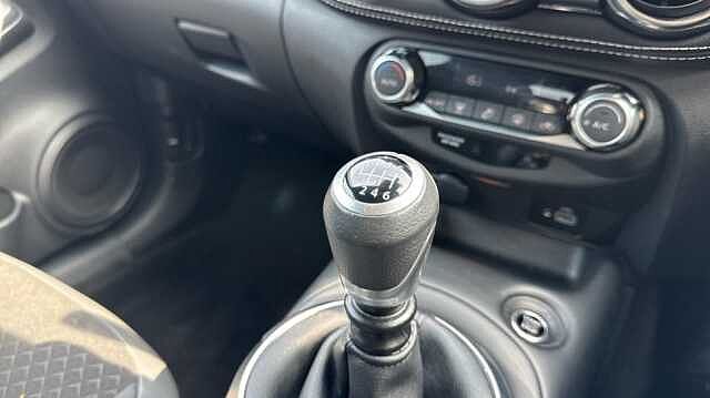 Nissan Juke JUKE 1.0 DiG-T 114 N-Connecta 5dr