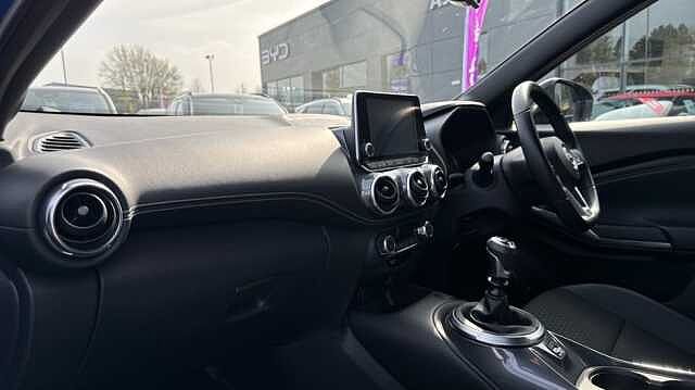 Nissan Juke JUKE 1.0 DiG-T 114 N-Connecta 5dr