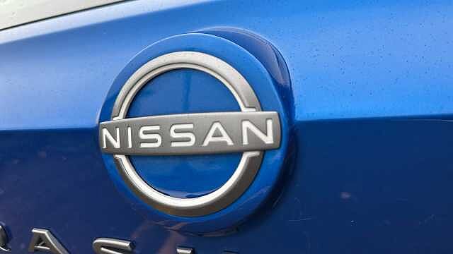 Nissan Qashqai 1.3 DiG-T MH Acenta Premium 5dr