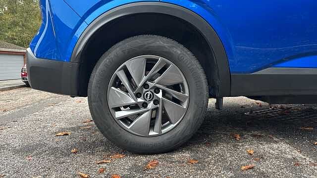 Nissan Qashqai 1.3 DiG-T MH Acenta Premium 5dr