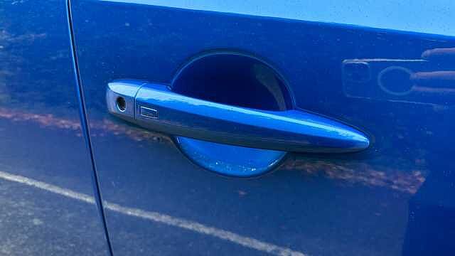 Nissan Qashqai 1.3 DiG-T MH Acenta Premium 5dr