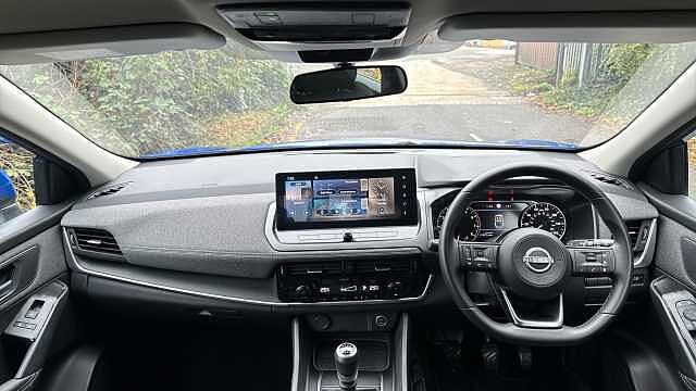 Nissan Qashqai 1.3 DiG-T MH Acenta Premium 5dr