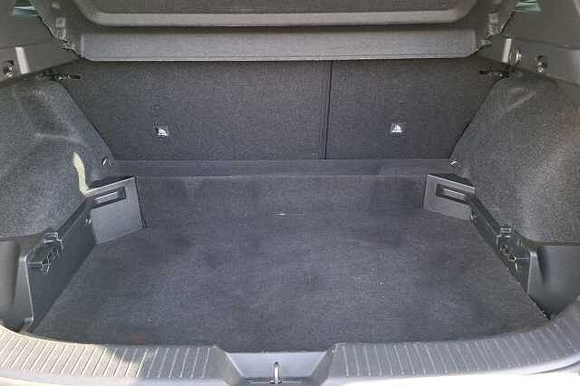 Nissan Qashqai Hatchback 1.3 DiG-T MH Tekna 5