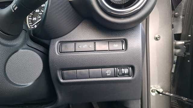 Nissan Juke 1.0 DiG-T 114 N-Connecta 5dr