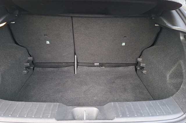 Nissan Juke 1.0 DiG-T 114 N-Connecta 5dr