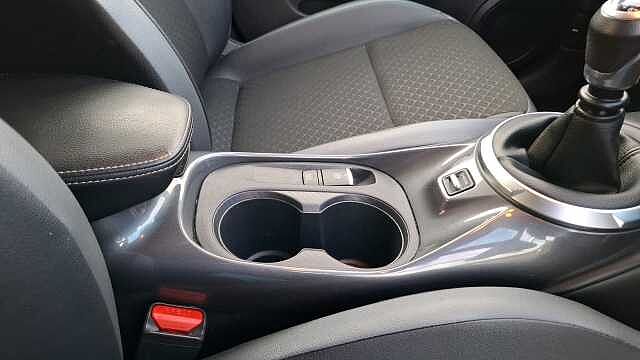 Nissan Juke 1.0 DiG-T 114 N-Connecta 5dr