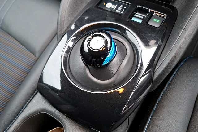 Nissan Leaf 110kW N-Connecta 40kWh 5dr Aut