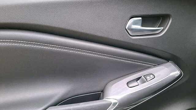 Nissan Juke 1.0 DiG-T 114 N-Connecta 5dr