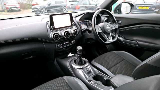 Nissan Juke 1.0 DiG-T 114 N-Connecta 5dr