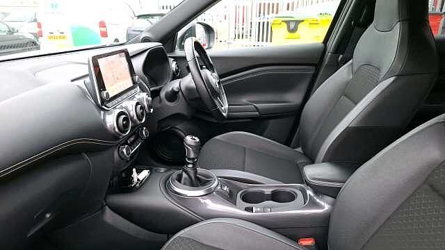 Nissan Juke 1.0 DiG-T 114 N-Connecta 5dr