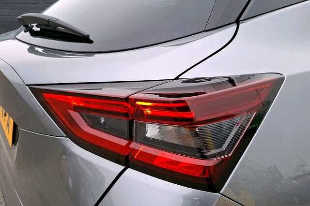 Nissan Juke 1.0 DiG-T 114 N-Connecta 5dr