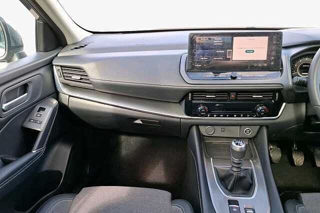 Nissan Qashqai 1.3 Dig-t MH N-connecta [glass