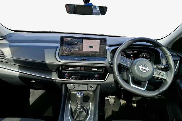 Nissan Qashqai 1.3 Dig-t MH N-connecta [glass