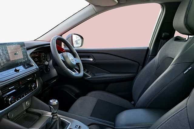 Nissan Qashqai 1.3 Dig-t MH N-connecta [glass