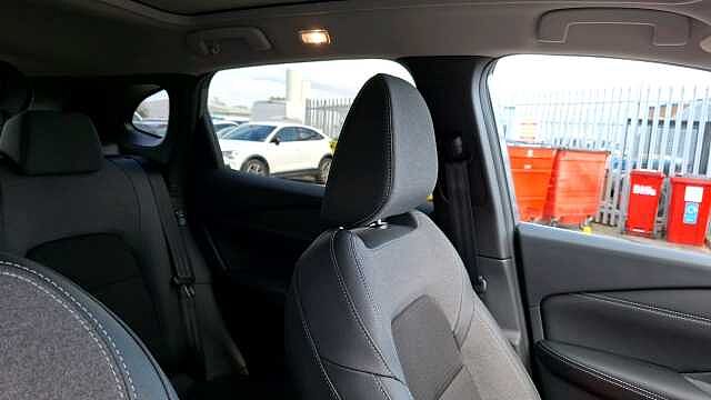 Nissan Qashqai 1.3 Dig-t MH N-connecta [glass