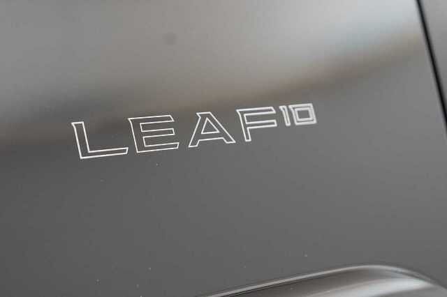 Nissan LEAF 40KW 10 Limited Edition Auto with Sat Nav and 360 View Cameras