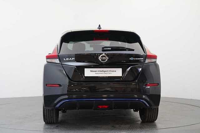 Nissan LEAF 40KW 10 Limited Edition Auto with Sat Nav and 360 View Cameras