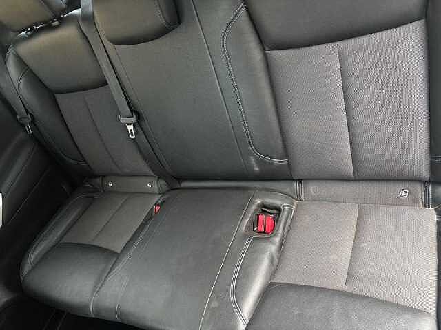 Nissan Navara Double Cab Pick Up N-Guard 2.3dCi 190 TT 4WD Auto